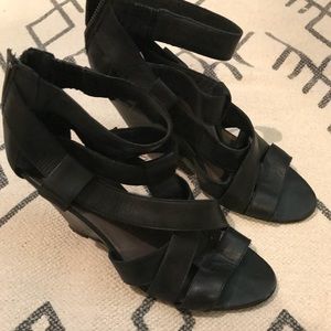 Joie black leather wedges. Cute & comfortable